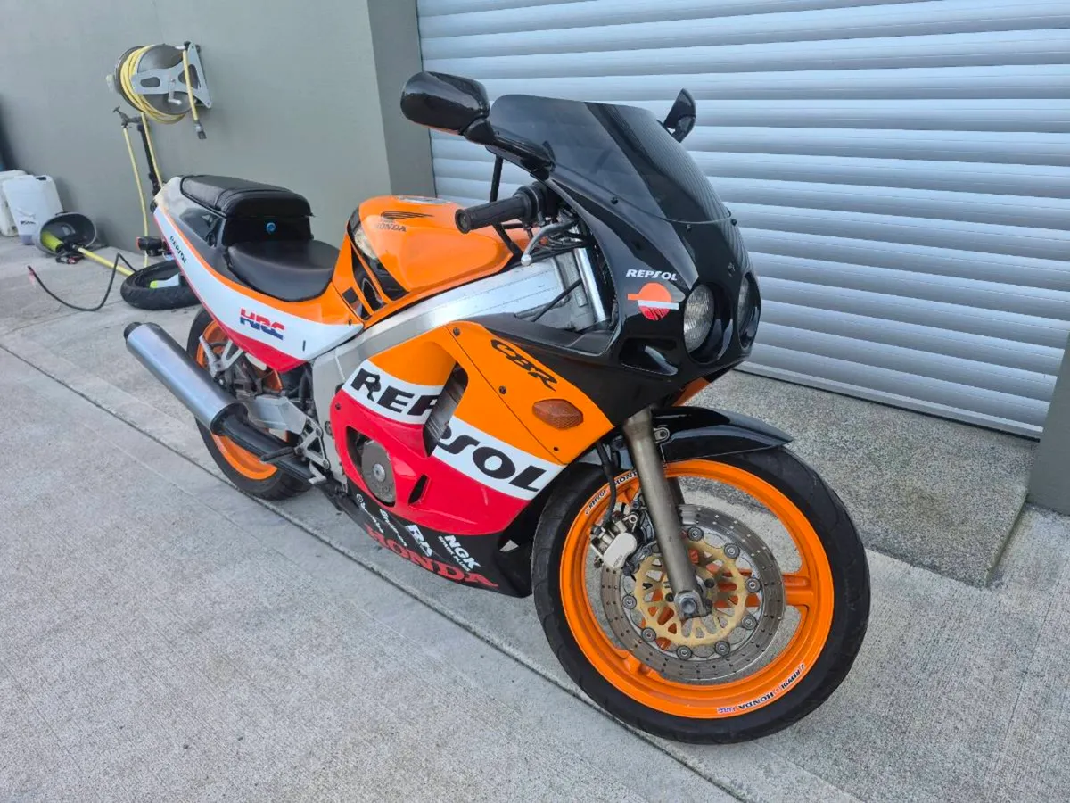 Honda cbr 250 mc19 - Image 3