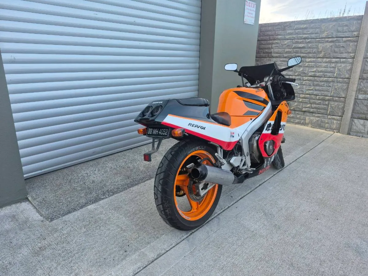 Honda cbr 250 mc19 - Image 2