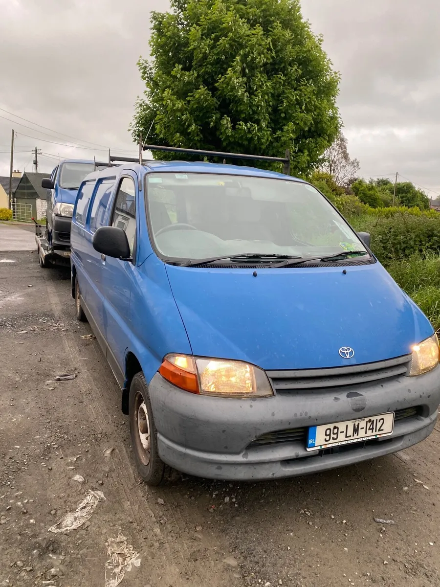 Looking to buy  Toyota HiAce - Image 4