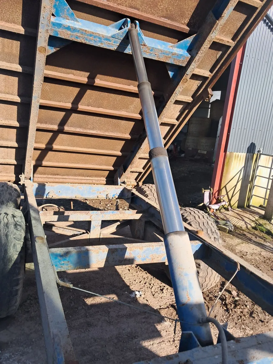 Tipping trailor - Image 3