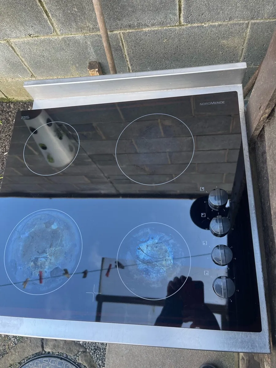 Electric hob - Image 2