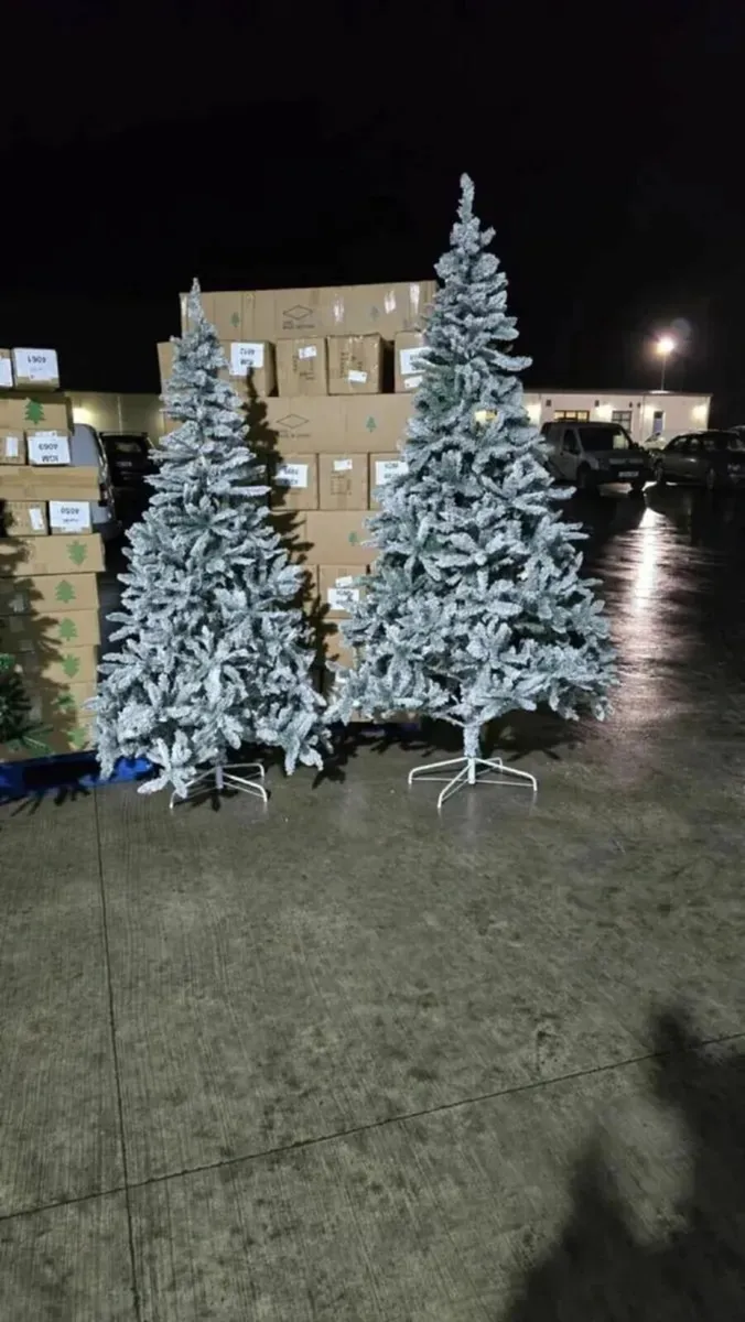 Christmas Tree white 8ft brand new - Image 2