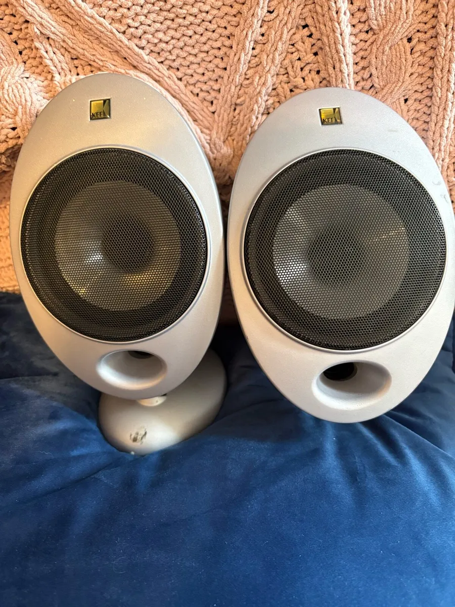 Yamaha Amplifier and Speakers - Image 3