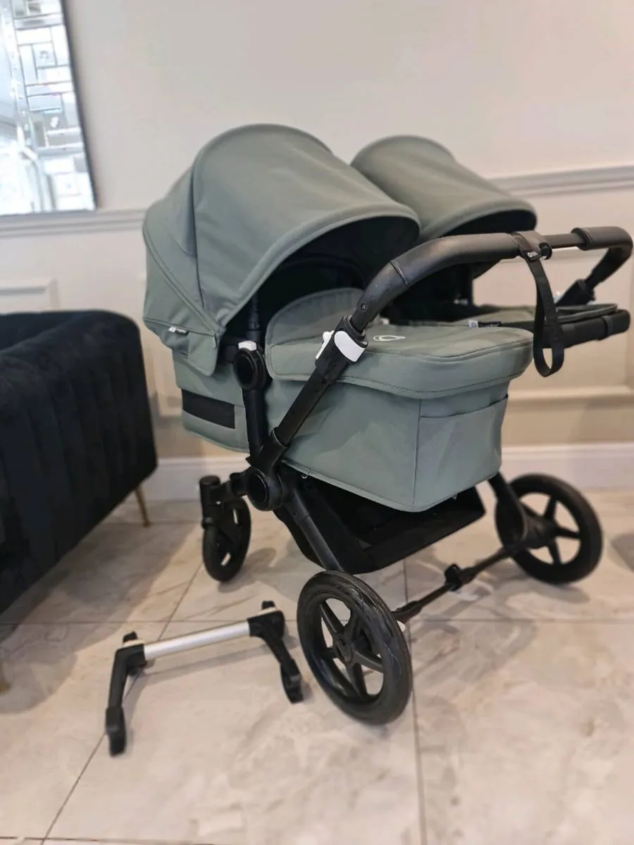 Bugaboo Donkey 5 Forest Green - Image 1