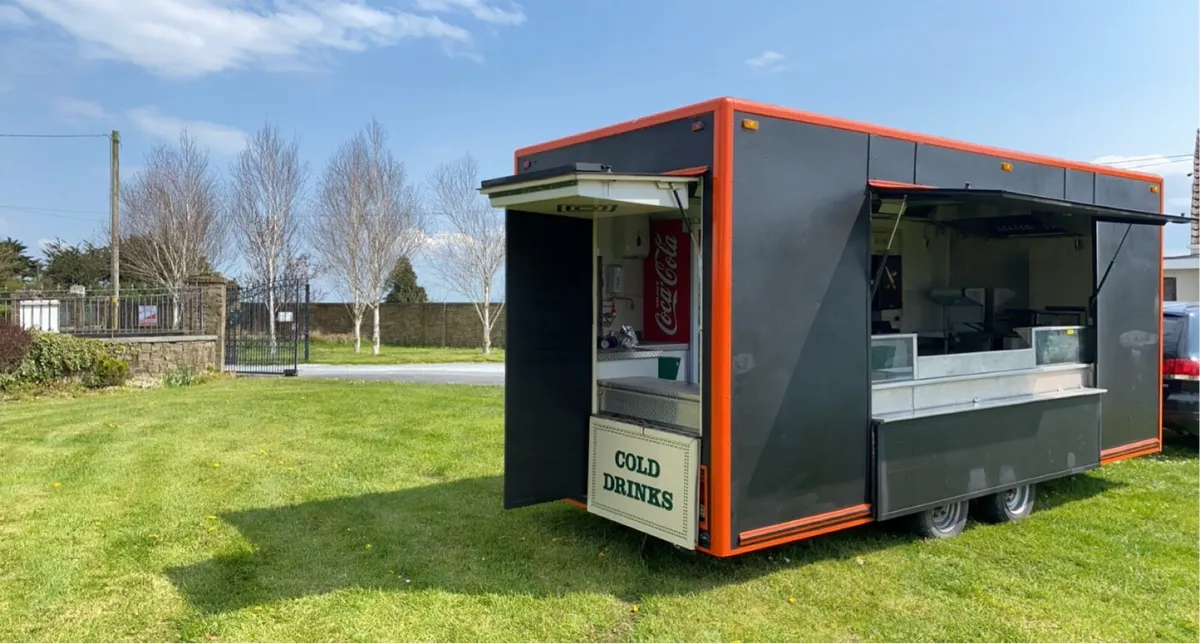 CATERING TRAILER FOR SALE - Image 4