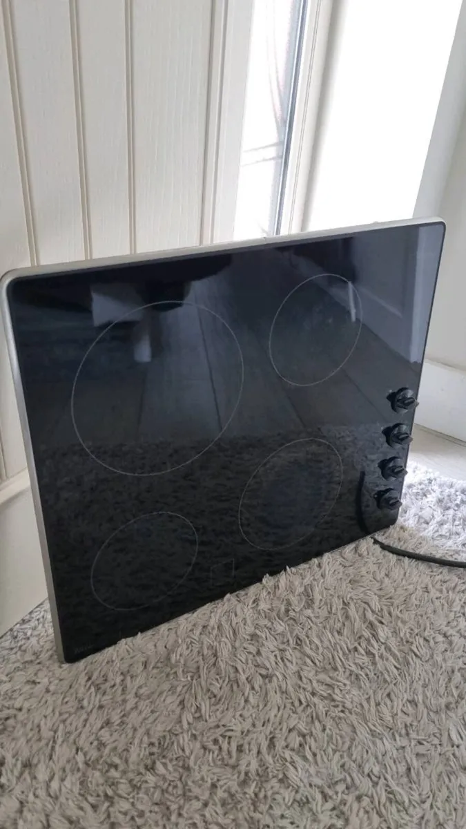 Whirlpool Built-In Black Ceramic Electric Hob - Image 1