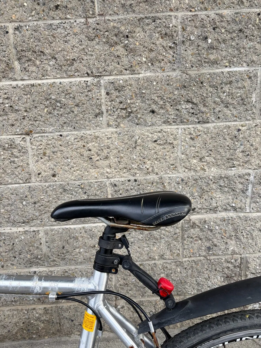 Falcon hybrid bike-smooth ride - Image 4