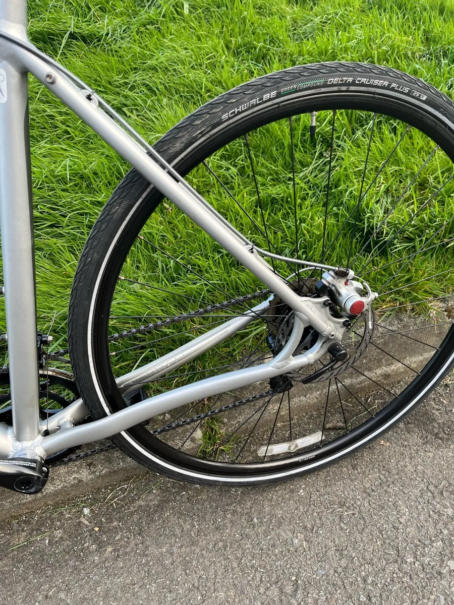 Specialized Road bike. - Image 4