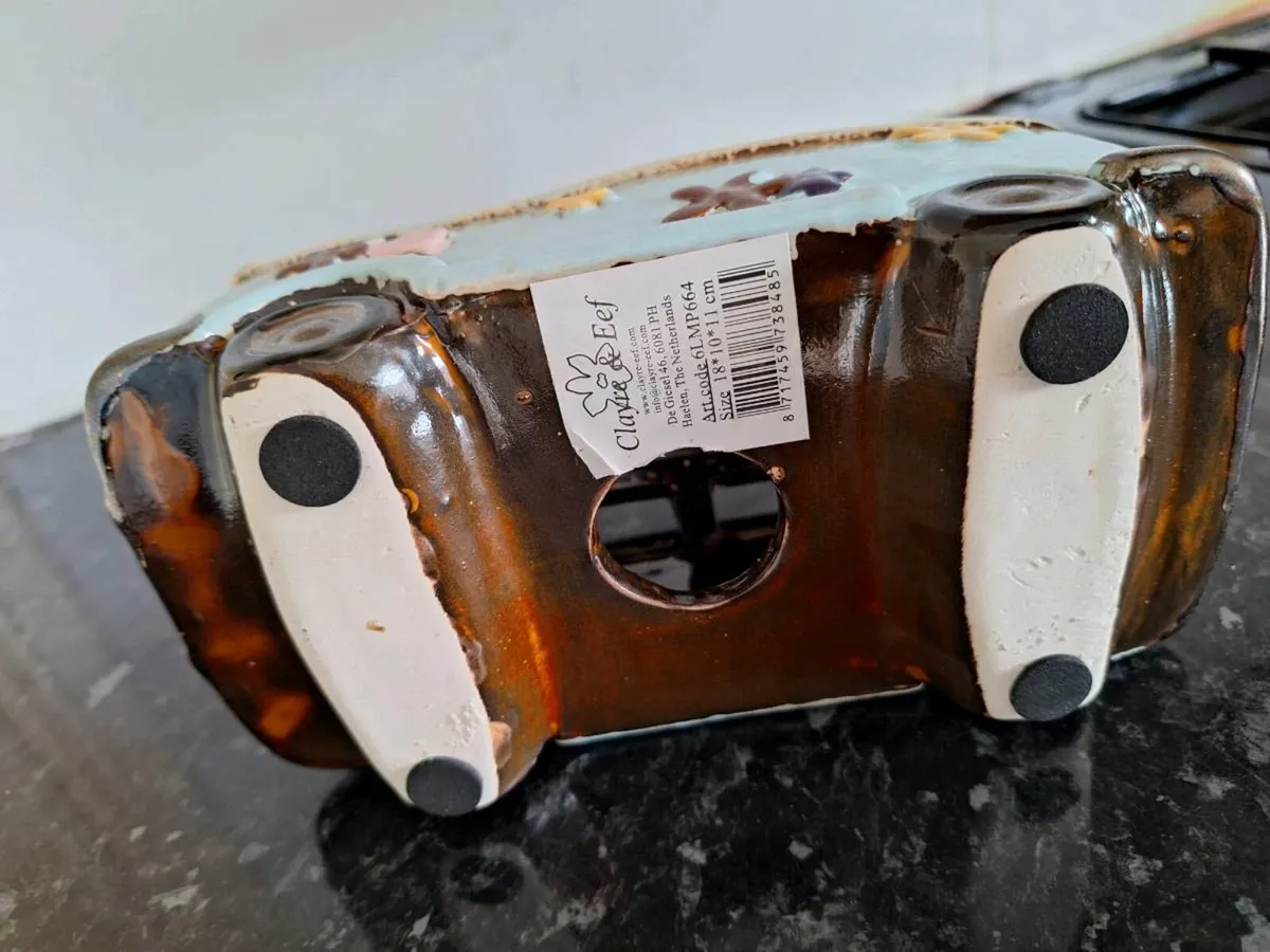 Lovely ceramic VW camper van tealight holder - Image 3