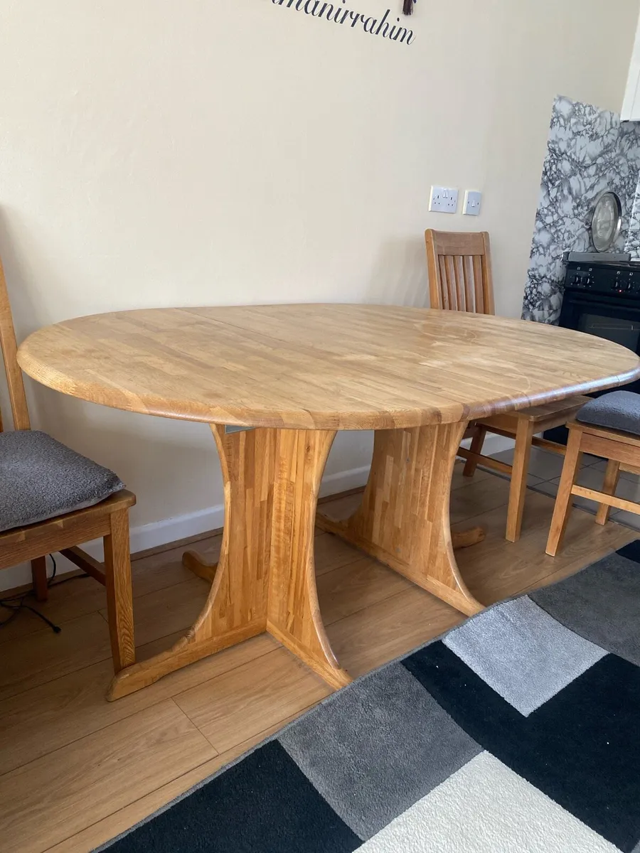 Dinning Table&Chairs - Image 1