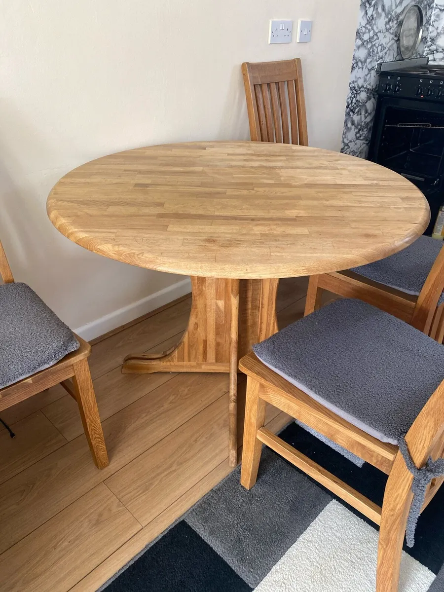 Dinning Table&Chairs - Image 2