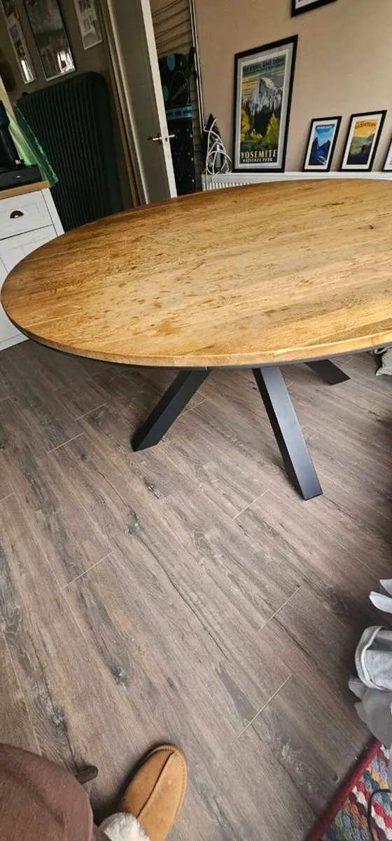 Kitchen table - Image 2