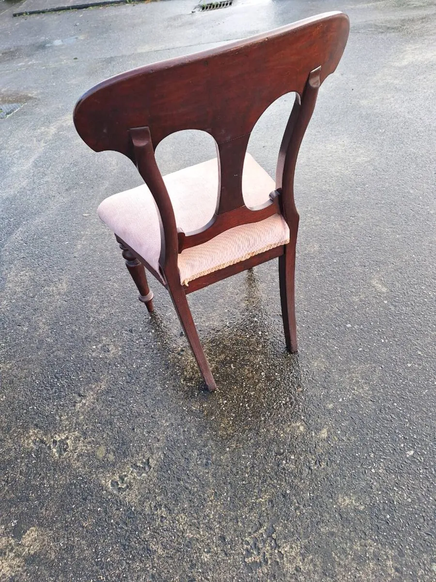 Lovely antique dining chair with pink velvet seat - Image 3