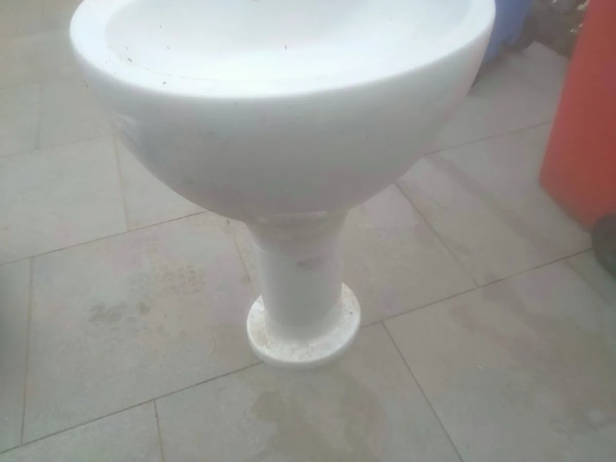 Wash Basin - Image 3