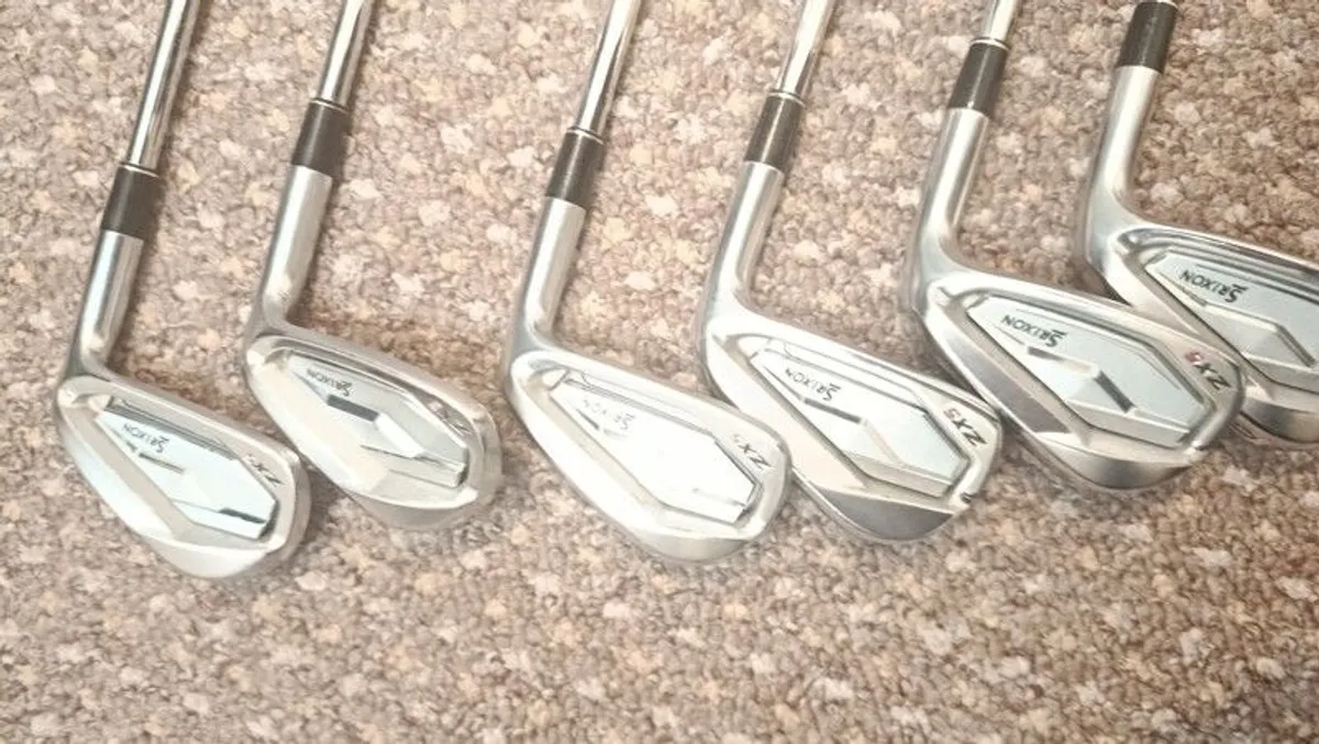 Srixon Zx5 irons 5 - PW stiff - Image 1