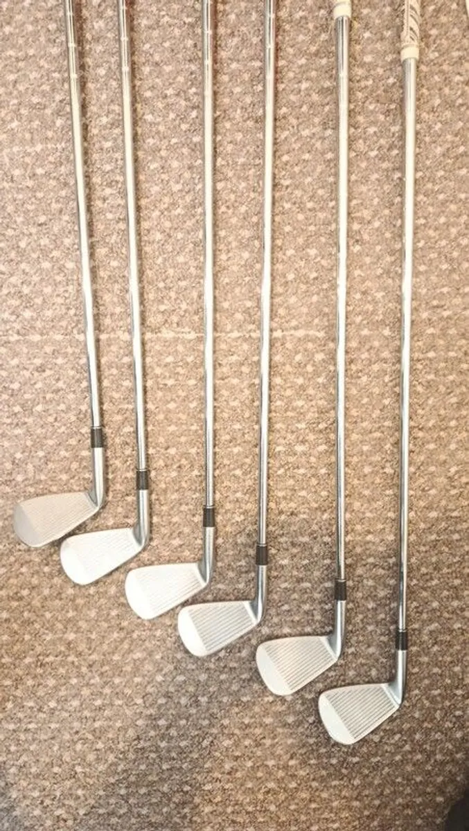 Srixon Zx5 irons 5 - PW stiff - Image 3
