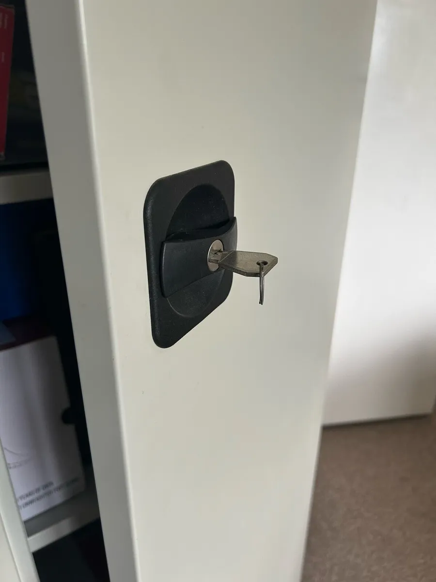 Office storage cabinet - Image 2