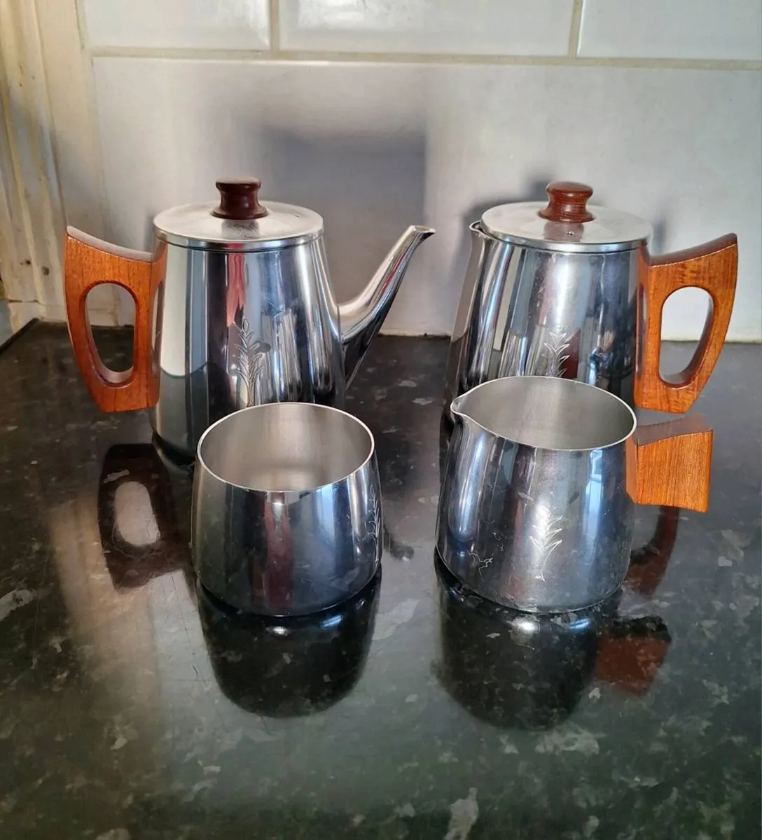 Vintage retro 1970s Sona coffee tea set