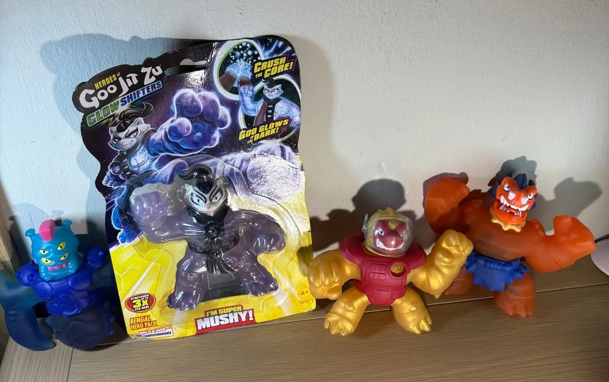 GOO JIT ZU  X 4 - Image 2