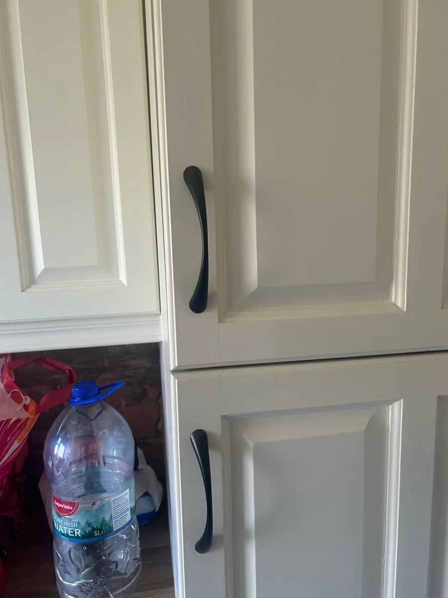 Kitchen press handles - Image 2