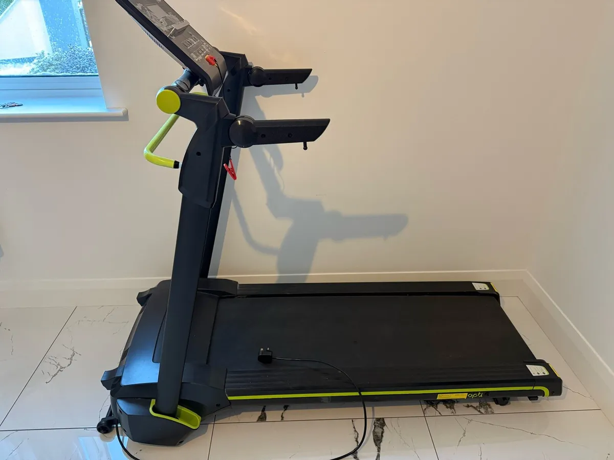 Treadmill - Image 1