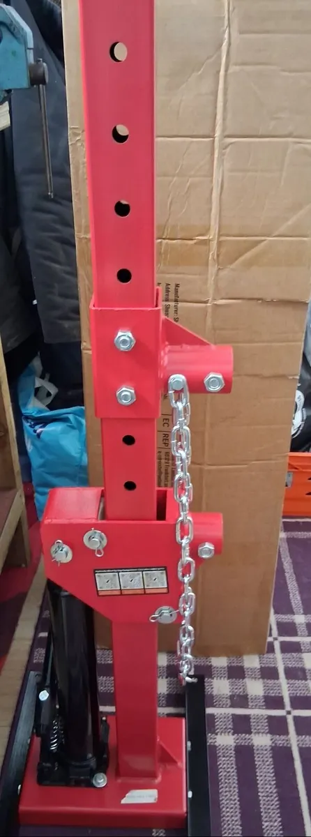 Strut Spring Compressor - Image 1