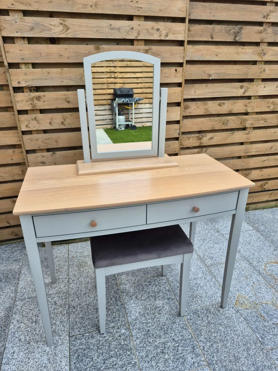 Dressing Table Set