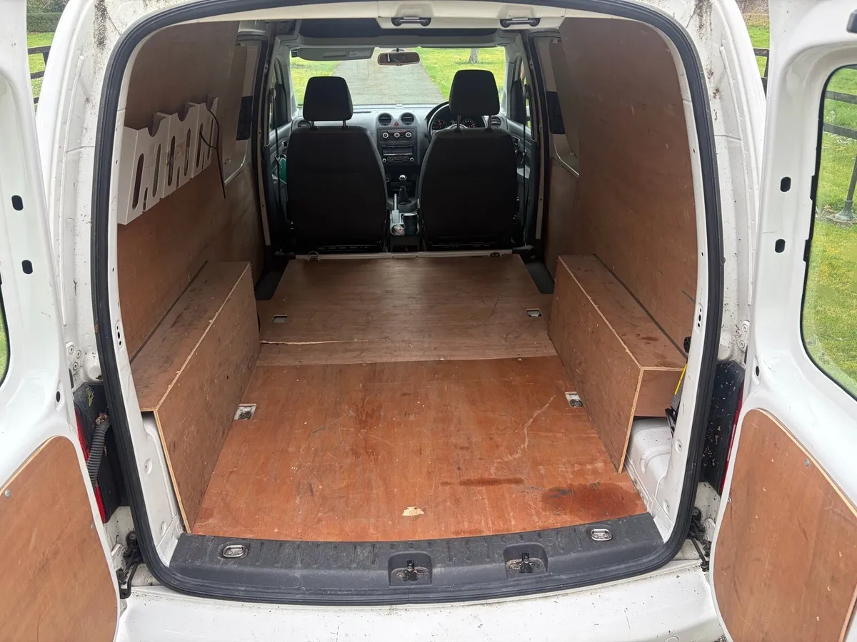 2.0 Tdi VW Caddy, full year test - Image 4