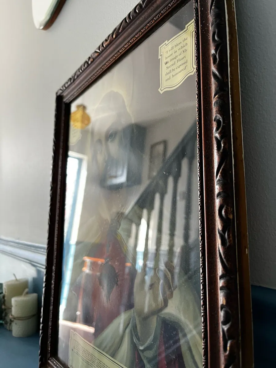 Antique Sacred Heart of Jesus Framed c.1930s - Image 3