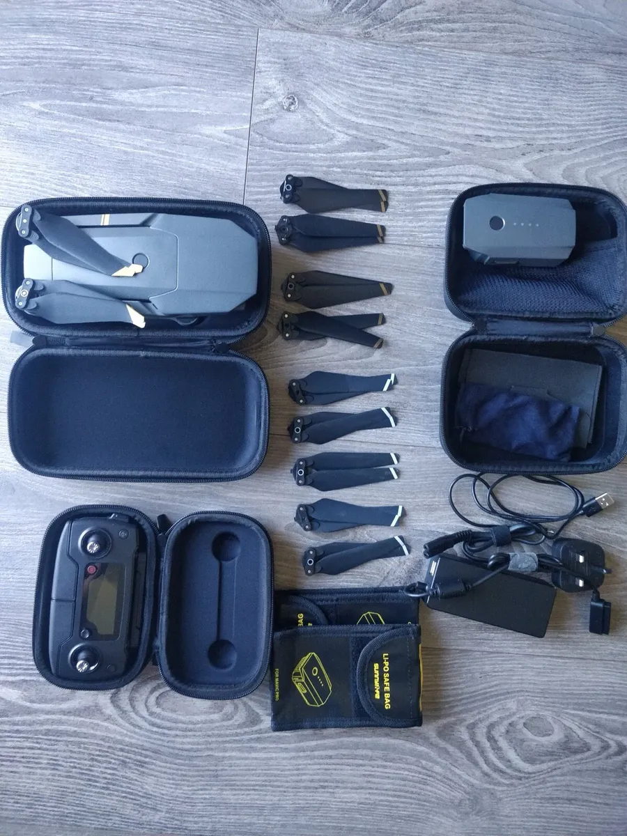 Mavic Pro Drone. Two batteries + extra props - Image 2