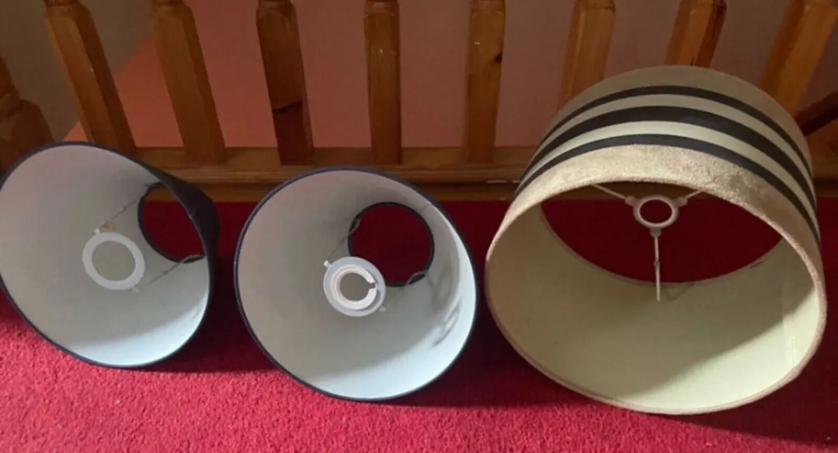 3 Ceiling table lamps shades - Image 3