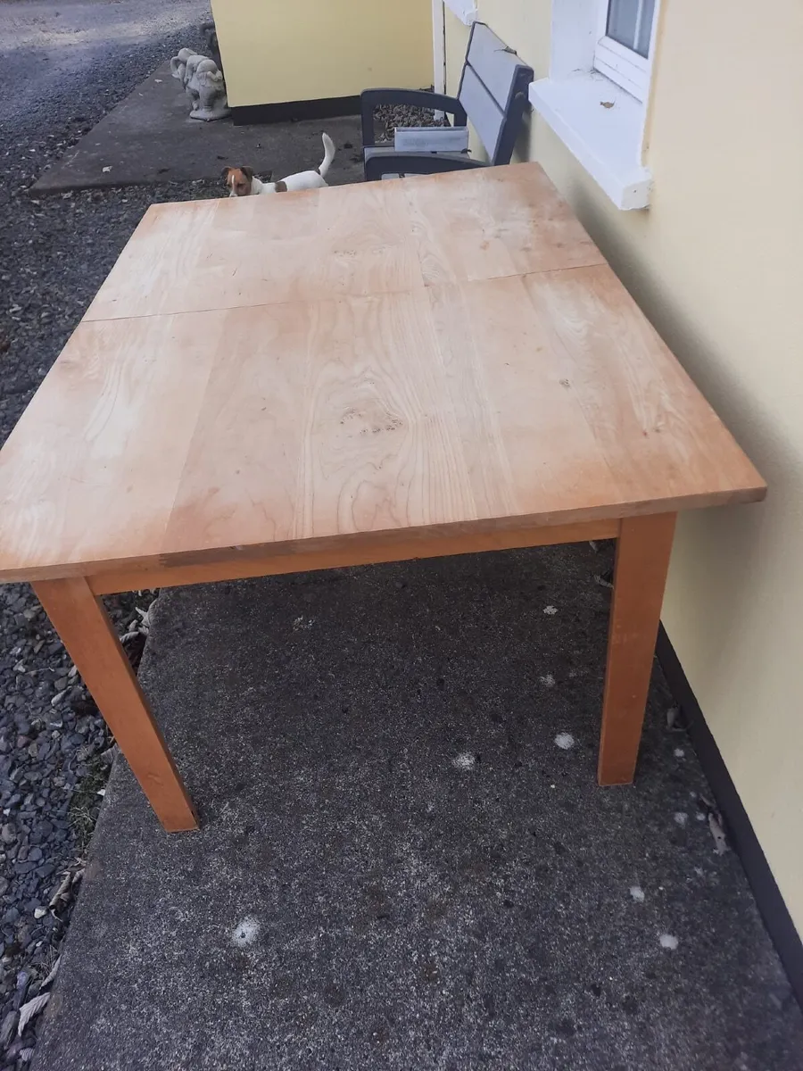 Kitchen table - Image 2