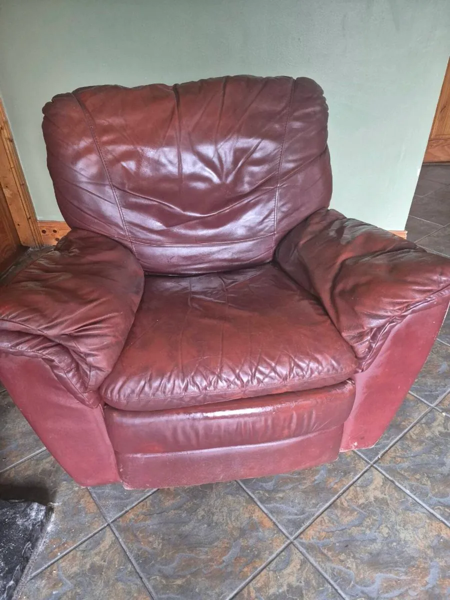 Recliner  chair - Image 4