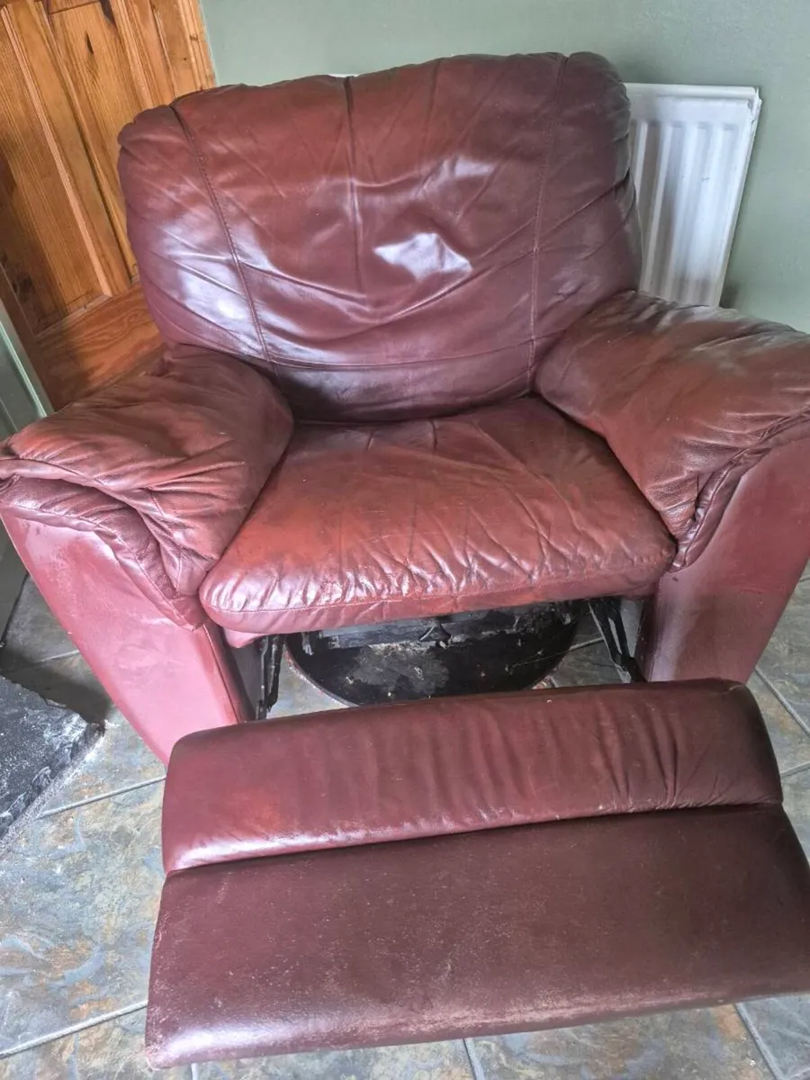 Recliner  chair - Image 2