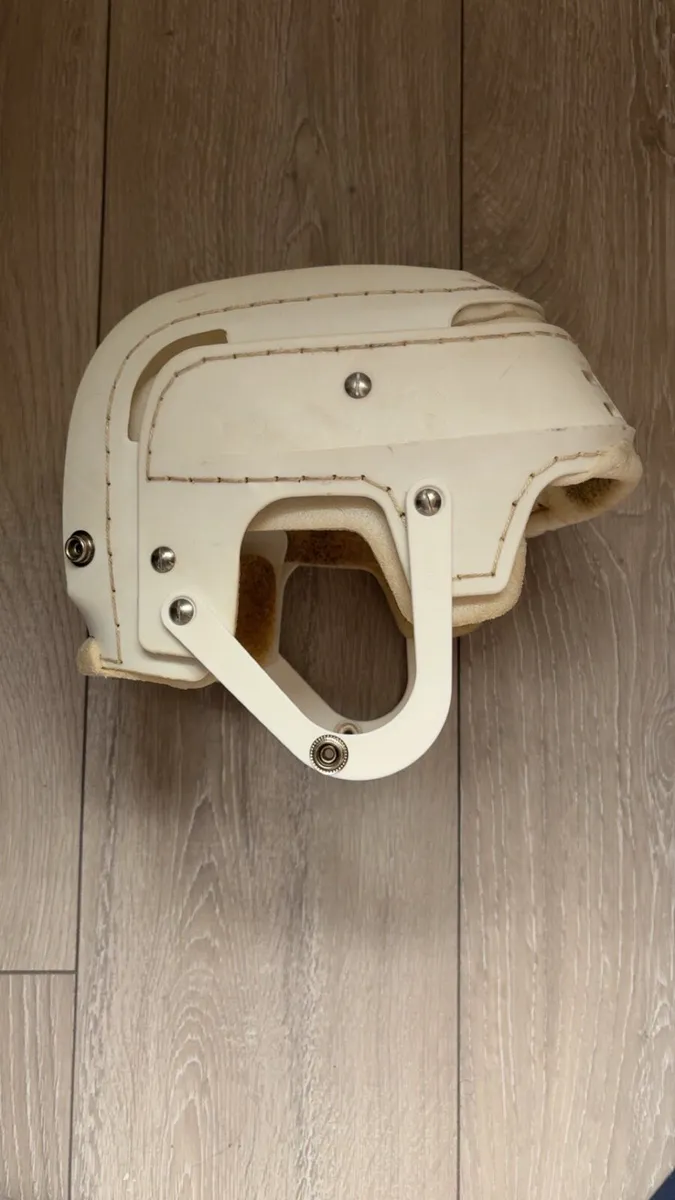 Cooper helmet - Image 1