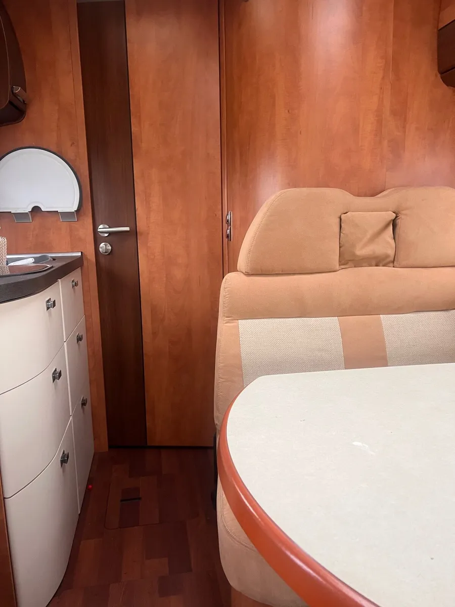 Carthago compactline 4/5 Berth - Image 3