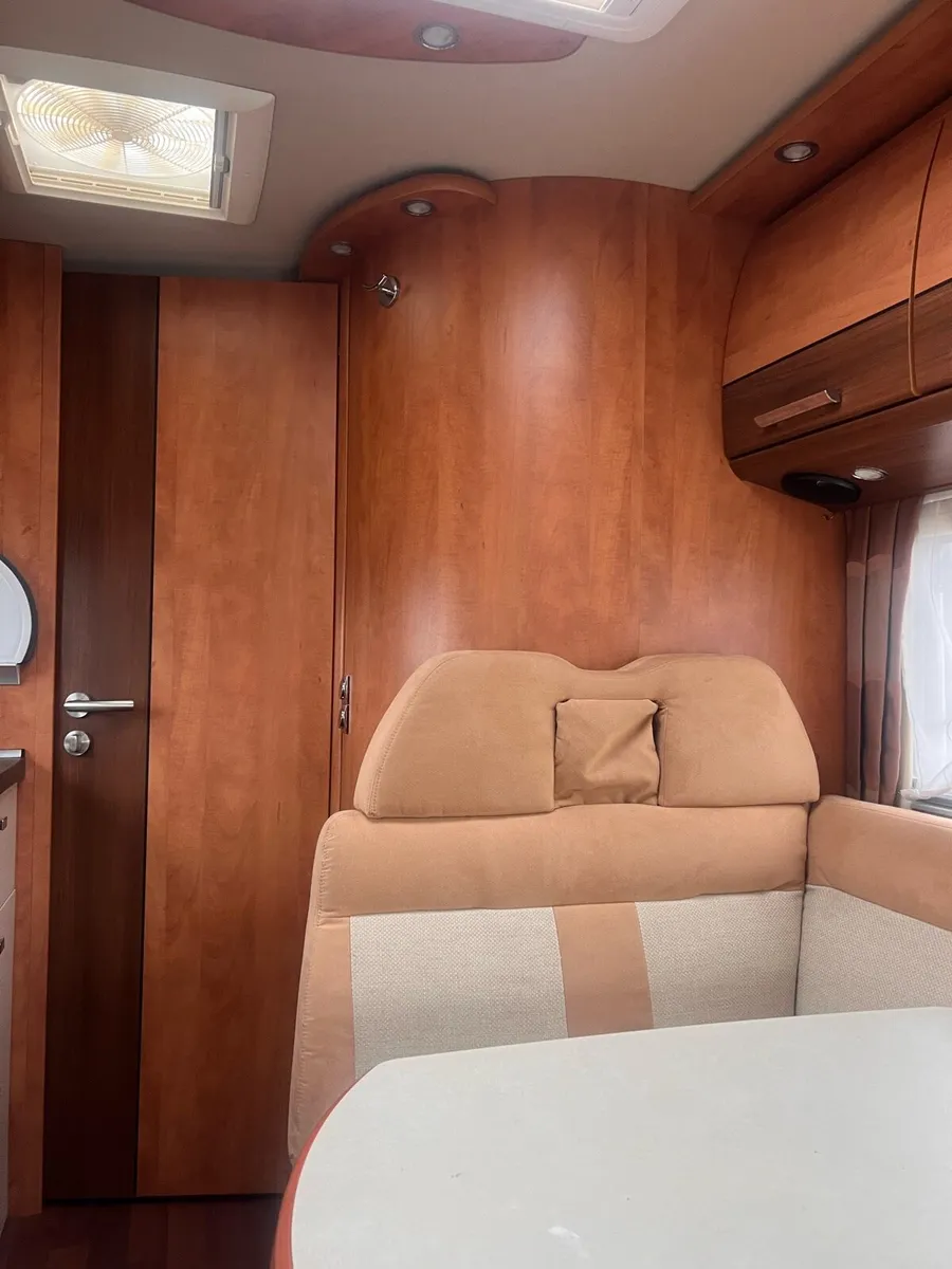 Carthago compactline 4/5 Berth - Image 4