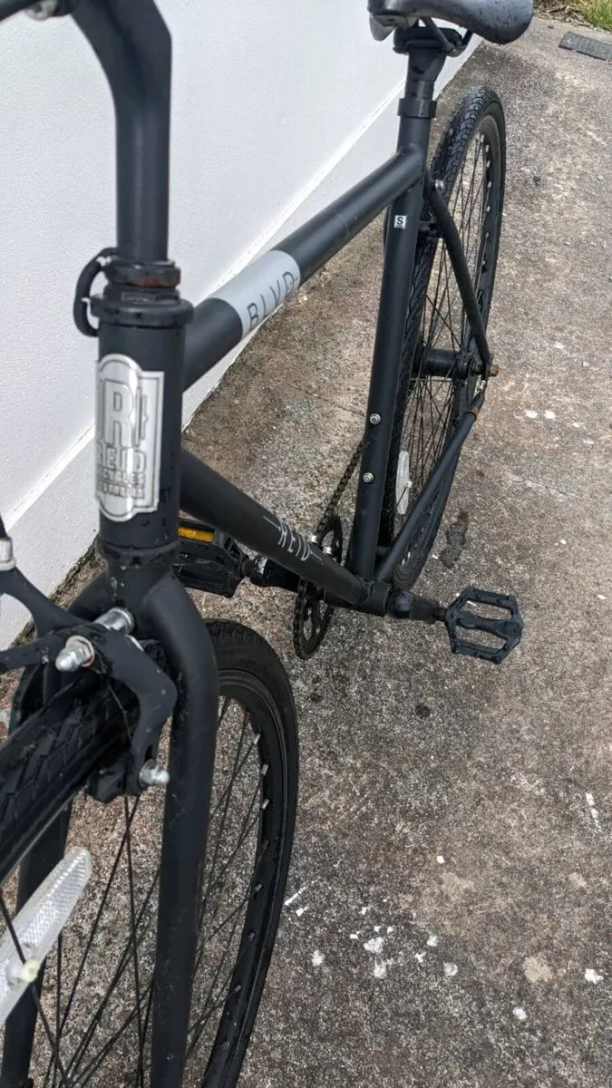 Reid BLVD - Single Speed town Bike - Image 1