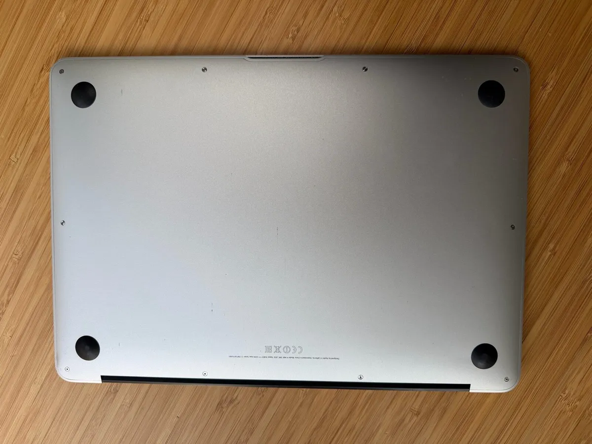 MacBook Air 13-inch Early 2014 - Image 3