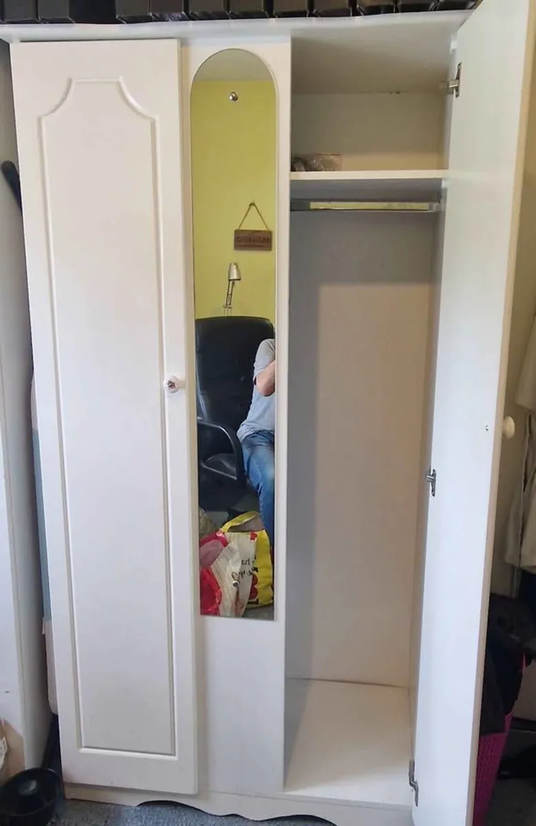 Wardrobe - Image 2