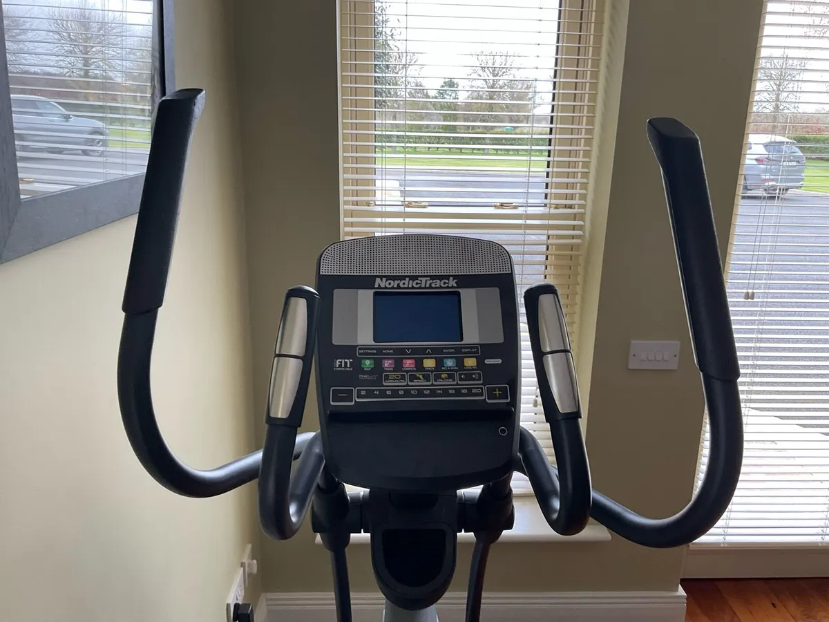 Cross trainer - Image 2