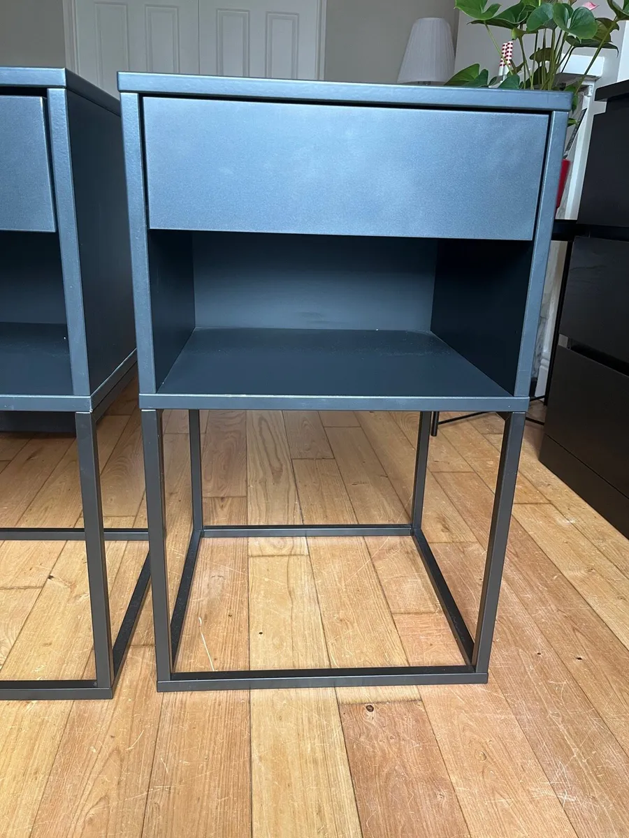 Set of Vikhammer Side Tables - Image 3