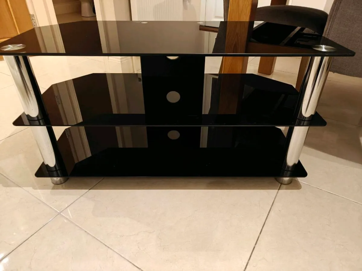 TV stand - Image 3