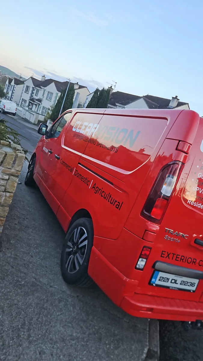 2022 Renault Trafic Panel Van - Image 1