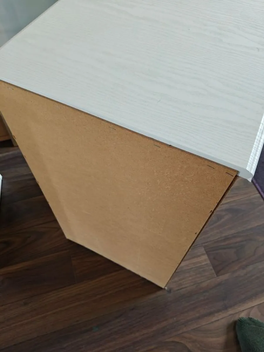 Bedside tables - Image 2