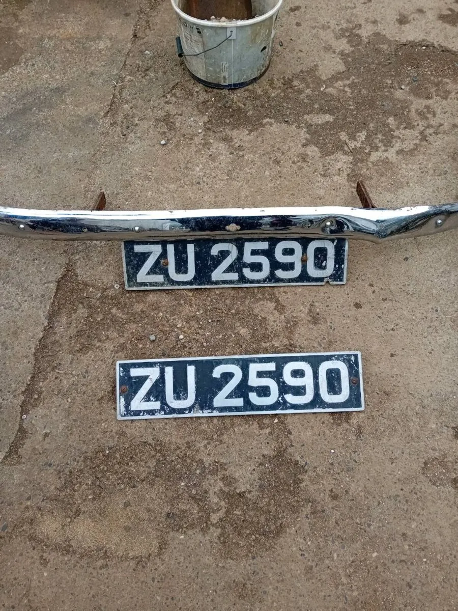 ANTIQUE AND COLLECT - Image 2