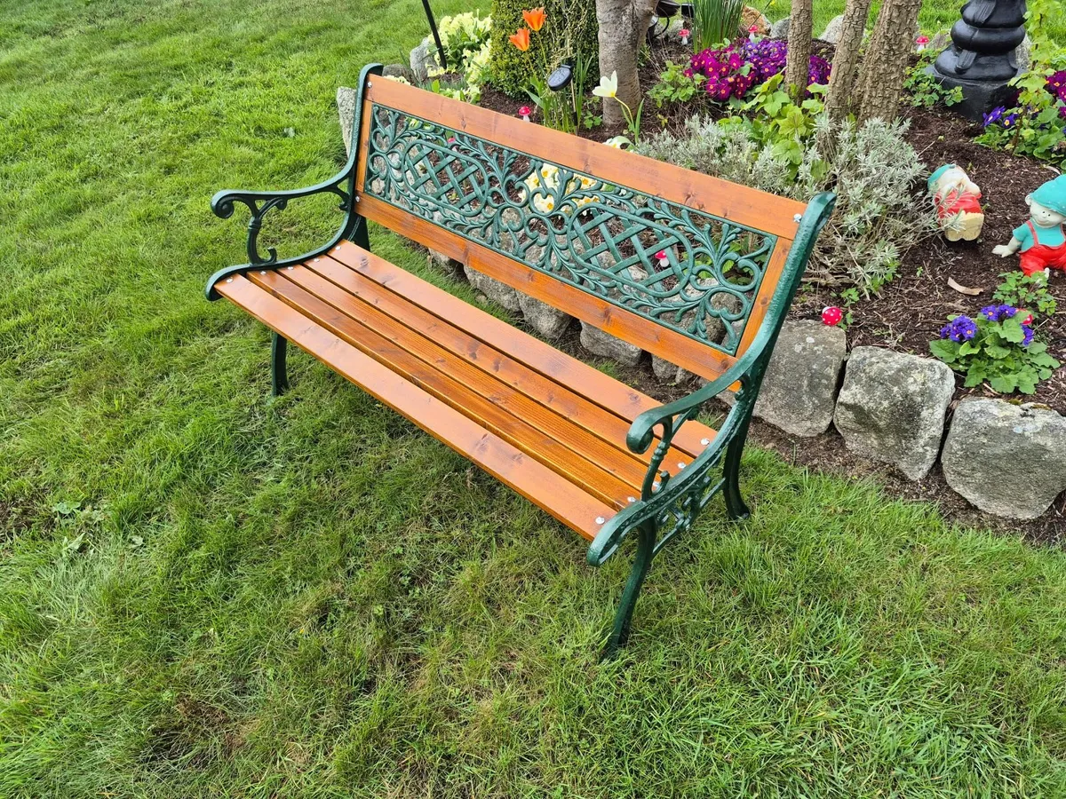 Cast iron Garden benches (5) - Image 1