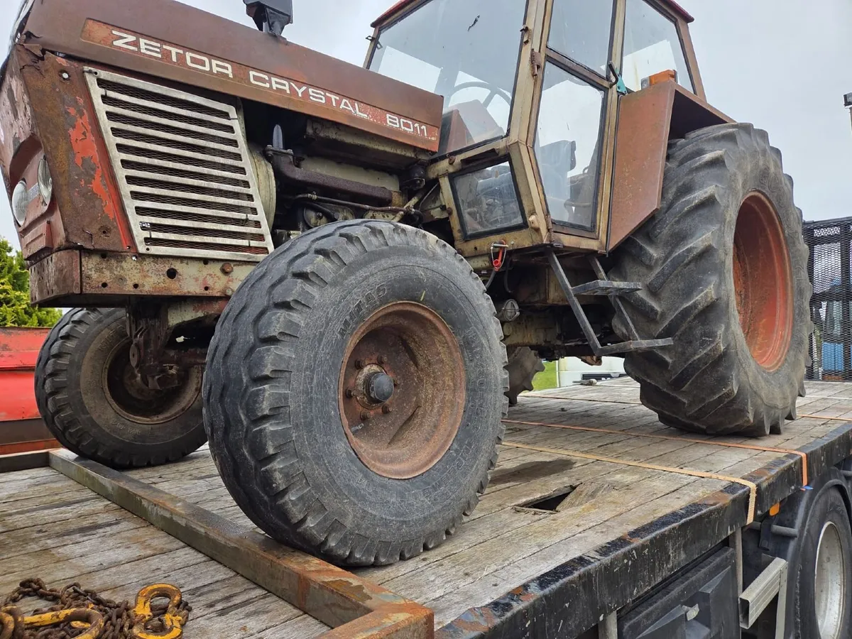 Vintage Agricultural Machinery - Image 4