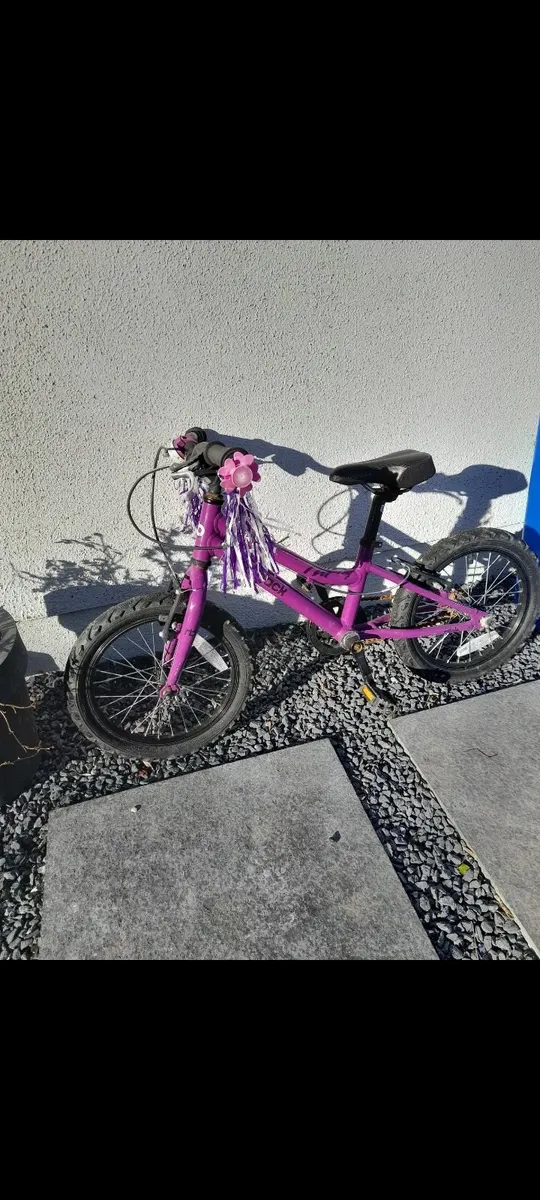 Children bicycles - Image 1