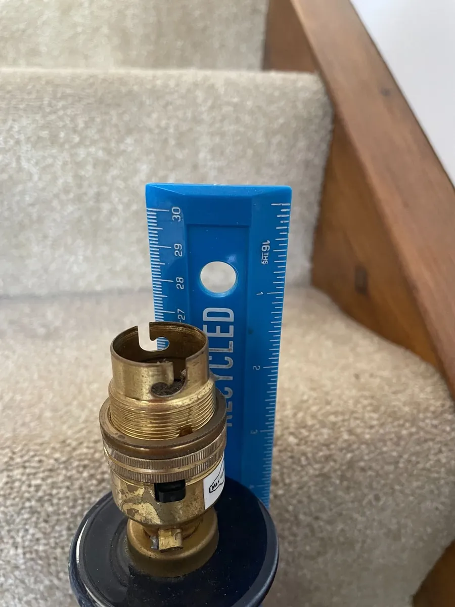 Vintage 80s candlestick table lamp RESTO CONDITION - Image 2